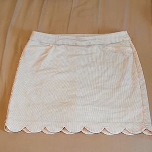 Navy blue /white pinstripe skort. Size 18, Croft and Barrow.